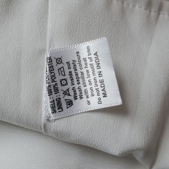 STAR MELA Shoulder Tie Tassle Maxi Medium - Picture 5 of 5